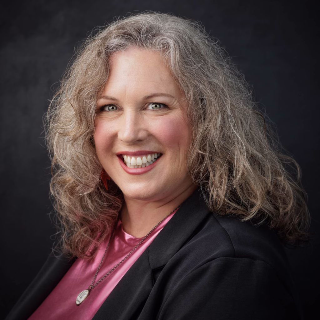Portrait of Genie Gratto from Gwrites.com